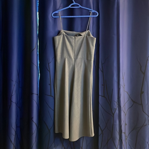 A Line dress - Picture 2 of 3